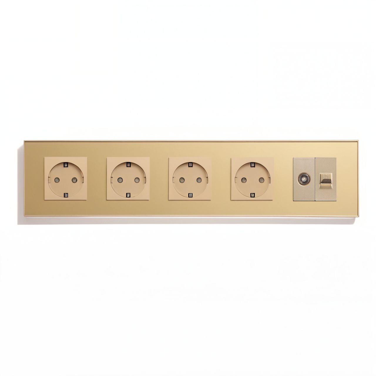 Купить Розетка 5 постов с интернет/тв, CAT5e/TV, рамка 370х86мм стекло, цвет золото в интернет-магазине Mvava.ru