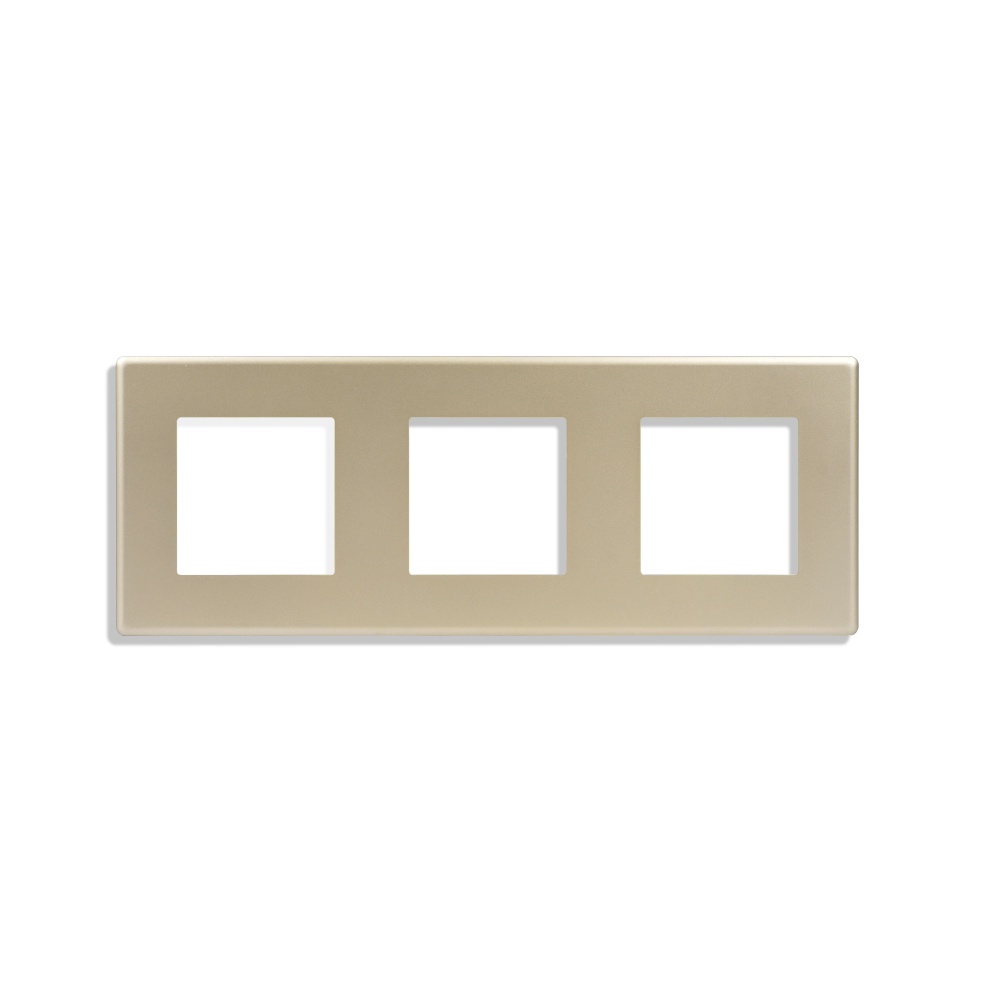 Купить Рамка 3 поста 228*86мм, пластик, цвет золотой в интернет-магазине Mvava.ru
