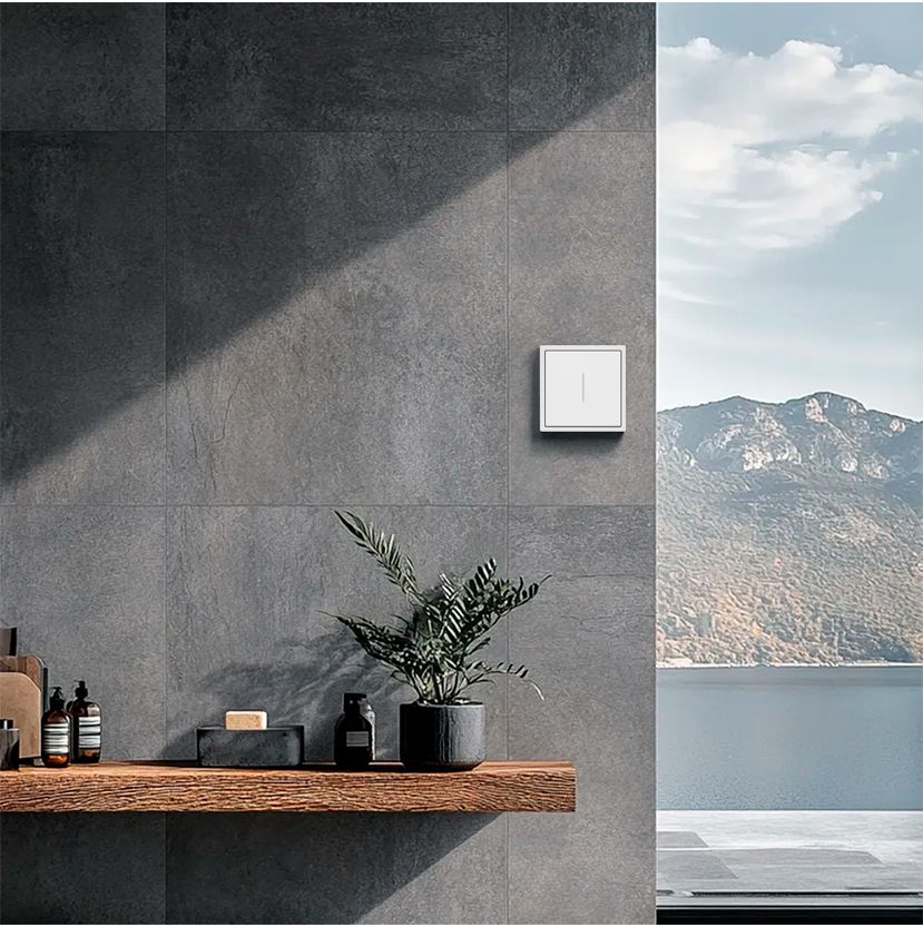 Выключатель echo LED с самовозвратом, 1 клавиша, 1 пост, рамка 81х81мм, цвет белый MVAVA